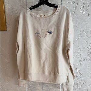 Pact Cream Top with Mushroom Design